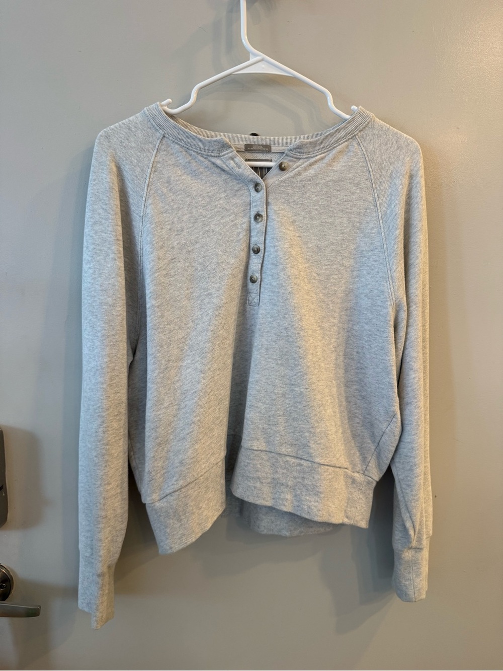 Everyday Henley Pullover Sweatshirt - Light Gray